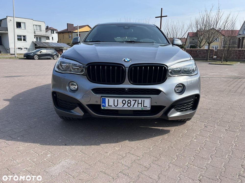 BMW X6 xDrive50i - 1