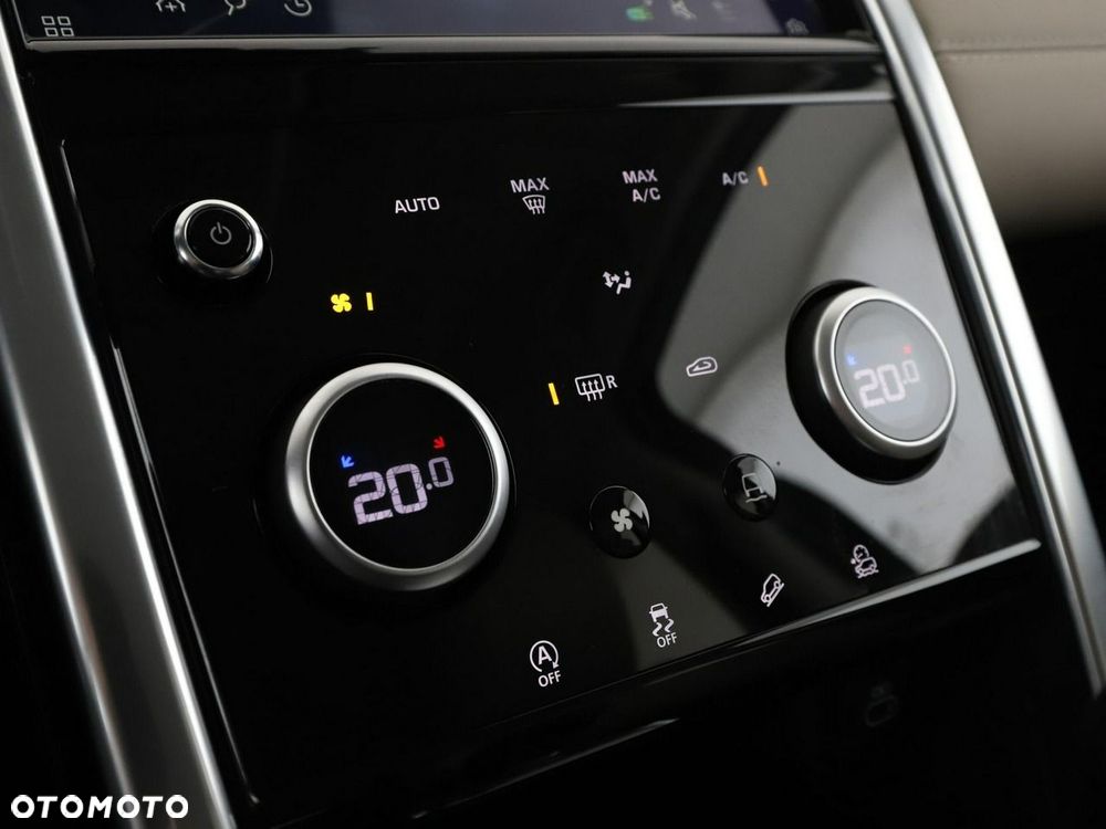 Land Rover Discovery Sport 2021