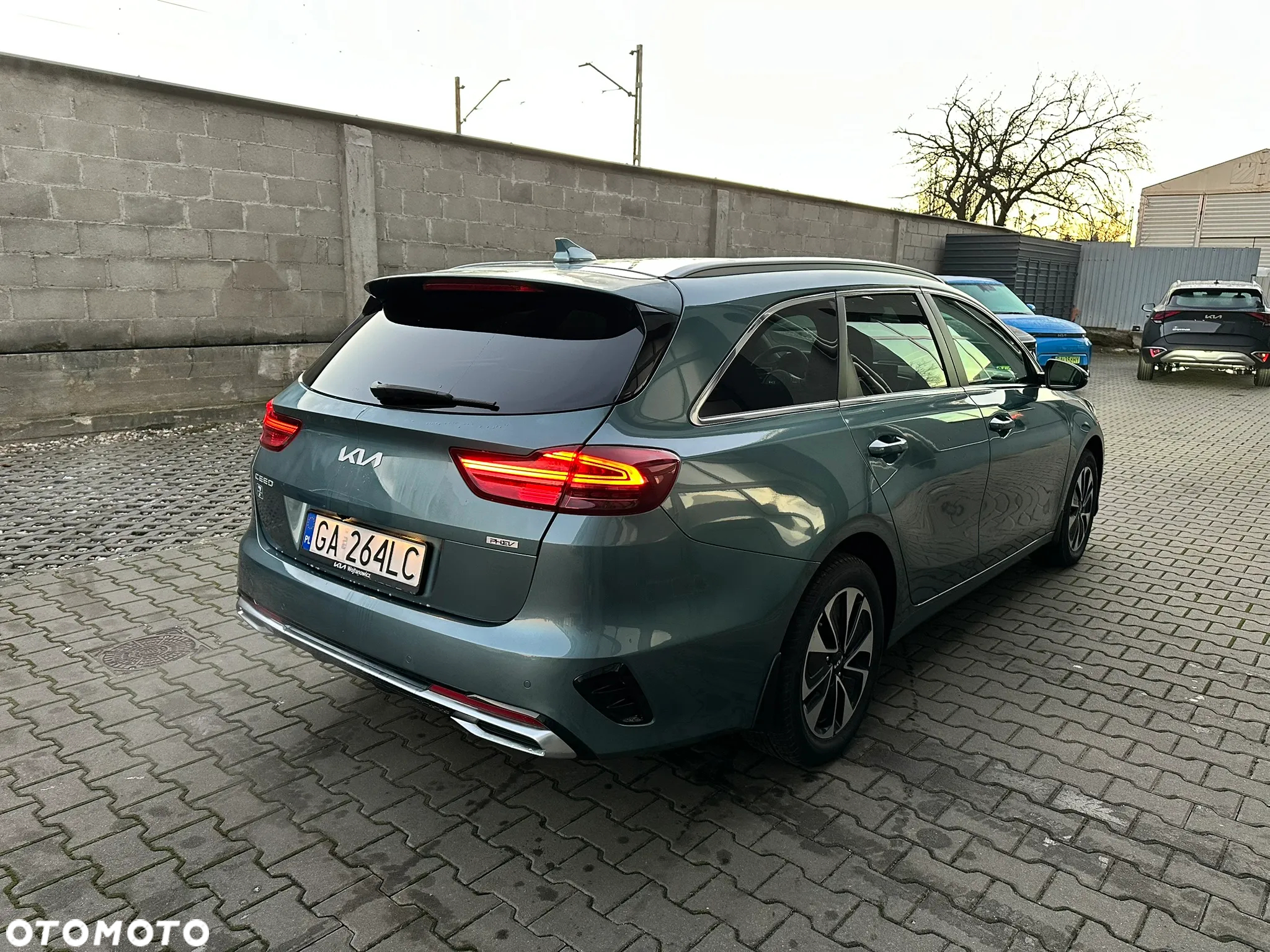 Kia Ceed 1.6 GDI PHEV L DCT - 3