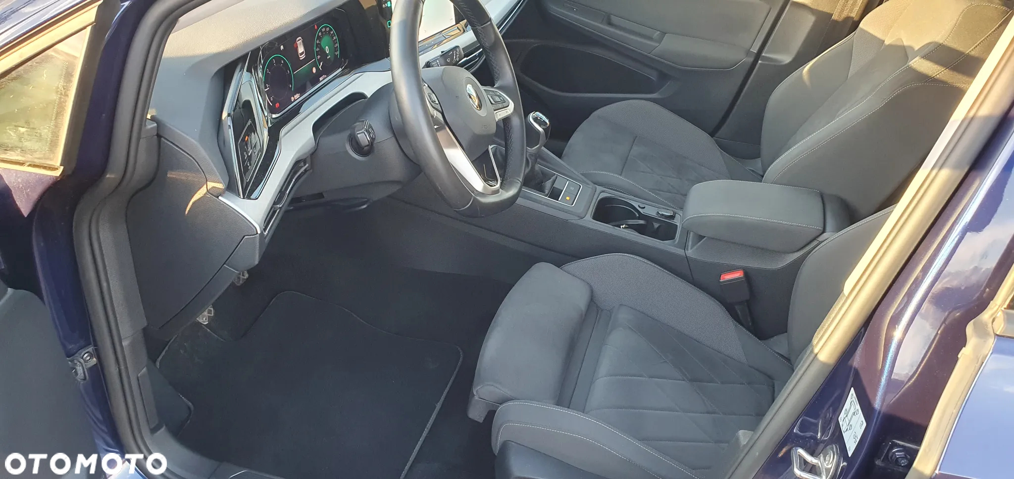 Volkswagen Golf Variant 2.0 TDI SCR Life - 8