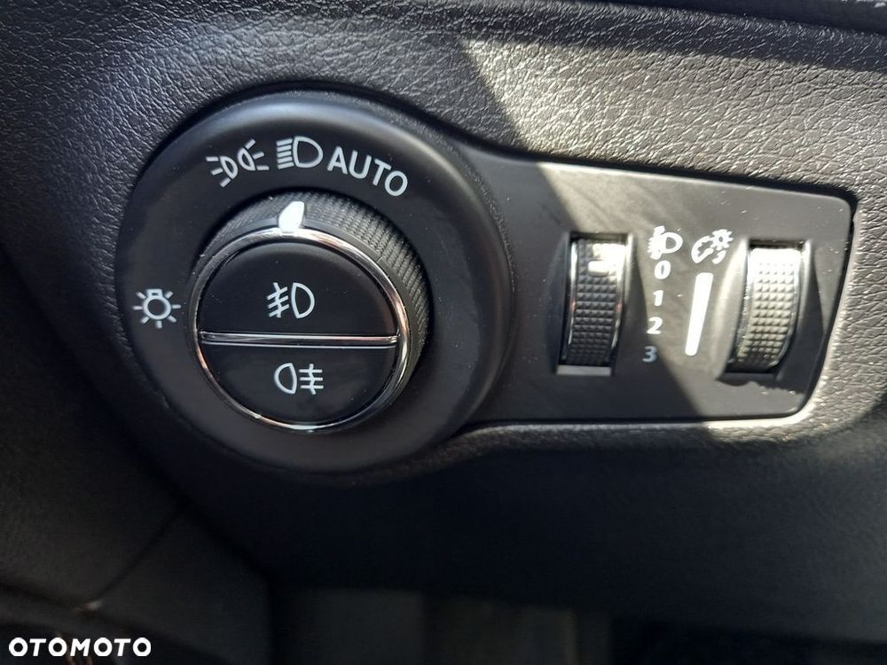Jeep Compass - 23