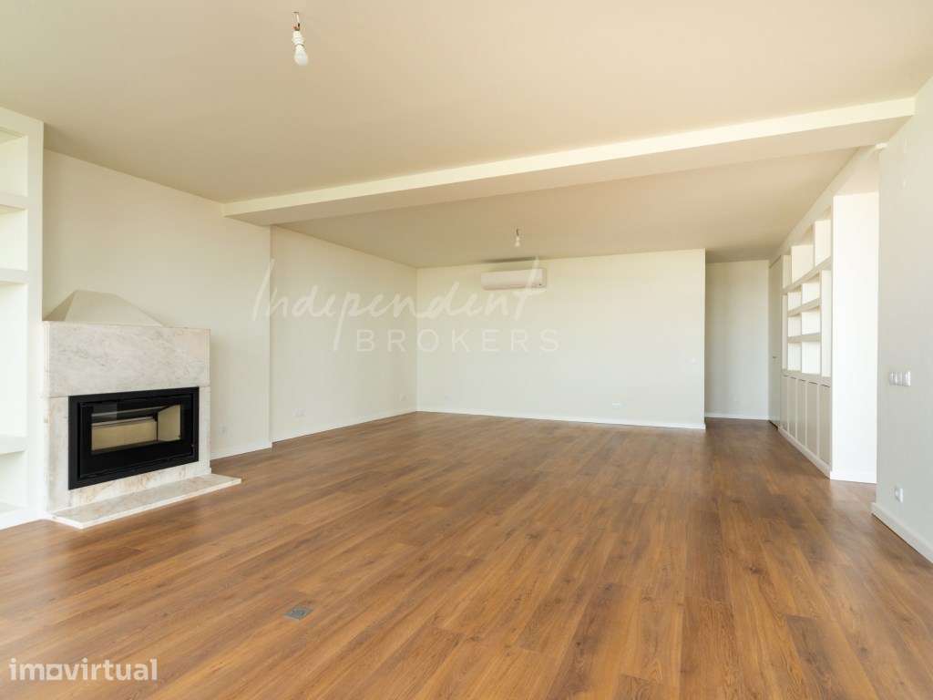 APARTAMENTO T4 TOTALMENTE REMODELADO NAS TORRES DO RESTELO, COM VIS... - Grande imagem: 2/39