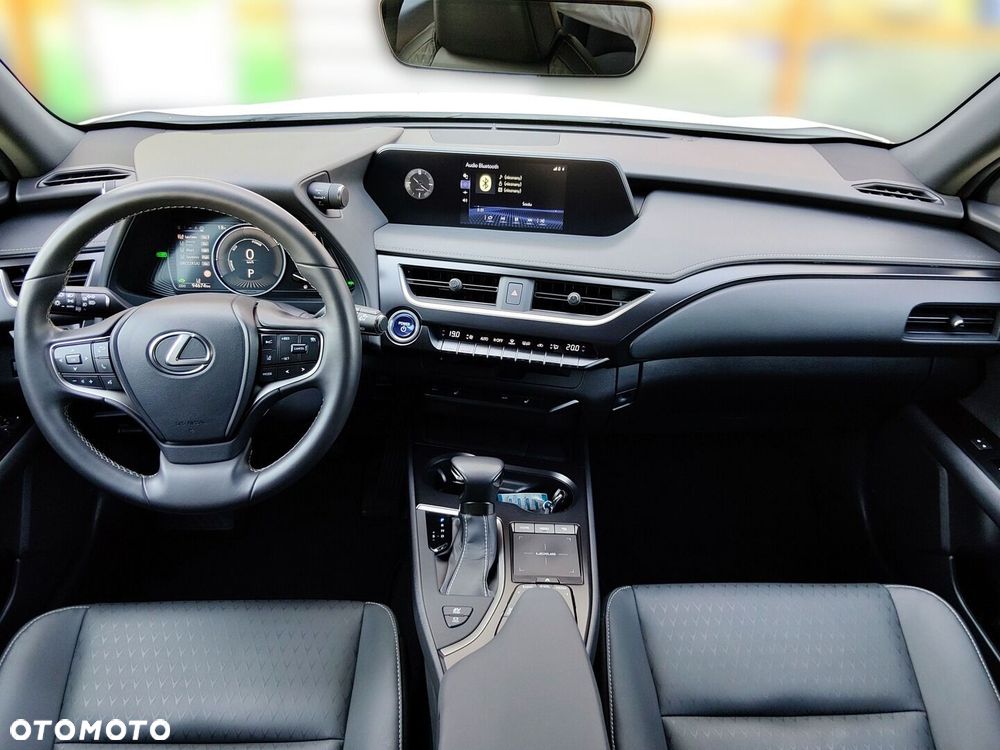 Lexus UX 250h GPF F Impression 2WD - 11