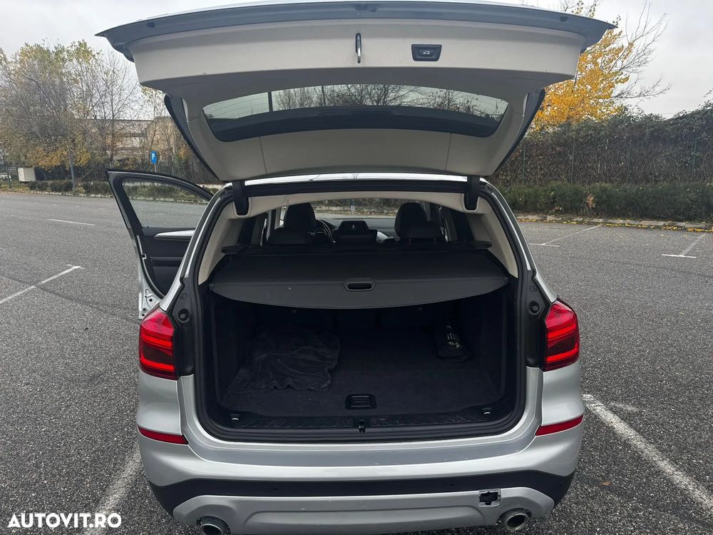BMW X3 xDrive20i AT xLine - 5