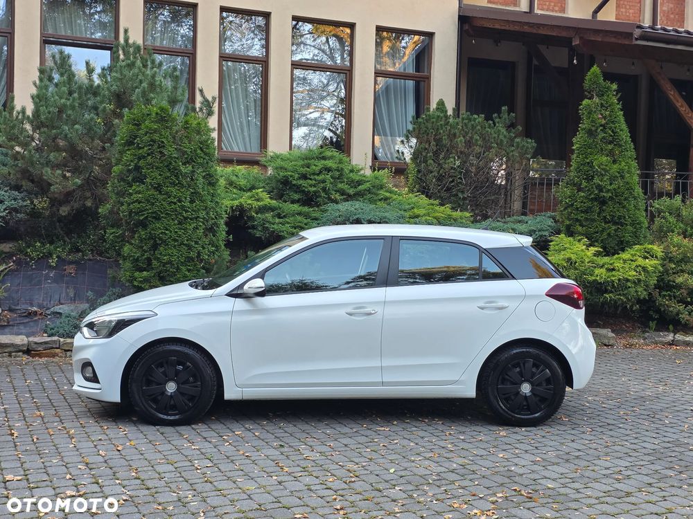 Hyundai i20 blue 1.2 Classic - 7