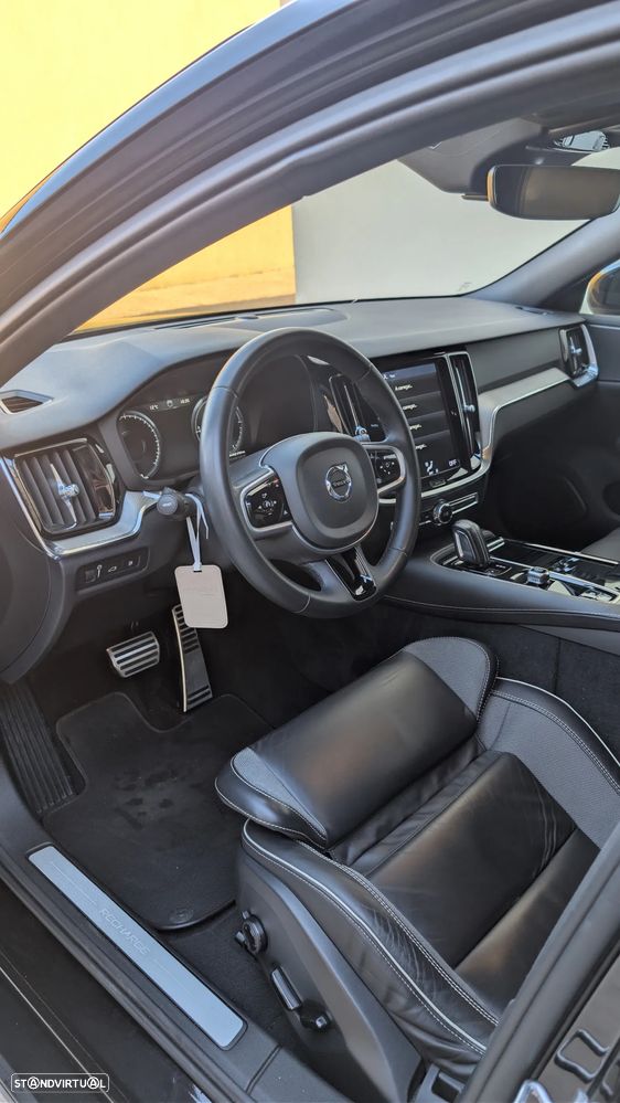 Volvo V60 2.0 T6 AWD TE R-Design - 9