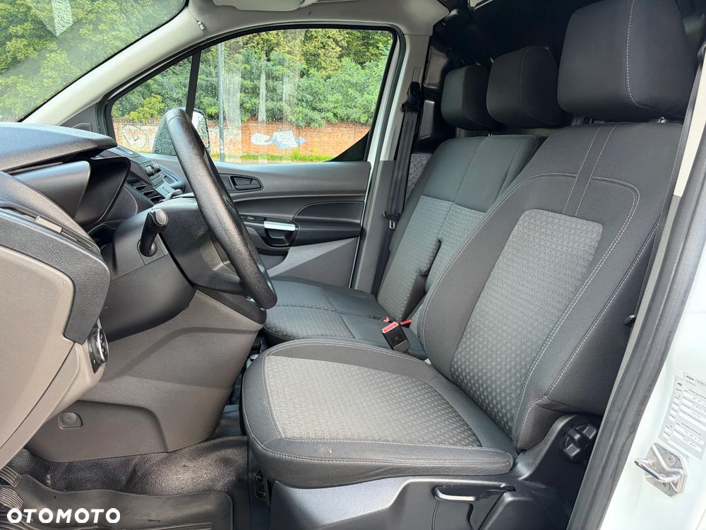 Ford Transit Connect - 10