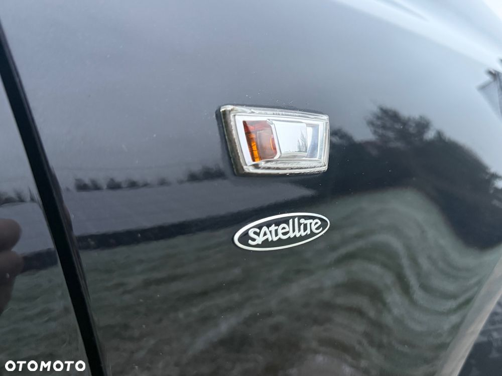 Opel Corsa 1.4 16V Enjoy - 22