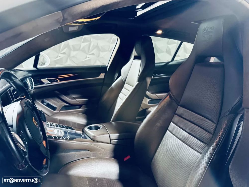 Porsche Panamera Diesel - 38