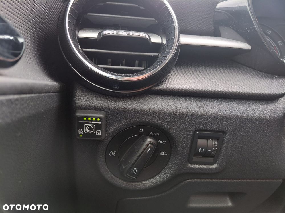 Skoda Fabia 1.0 Ambition - 16