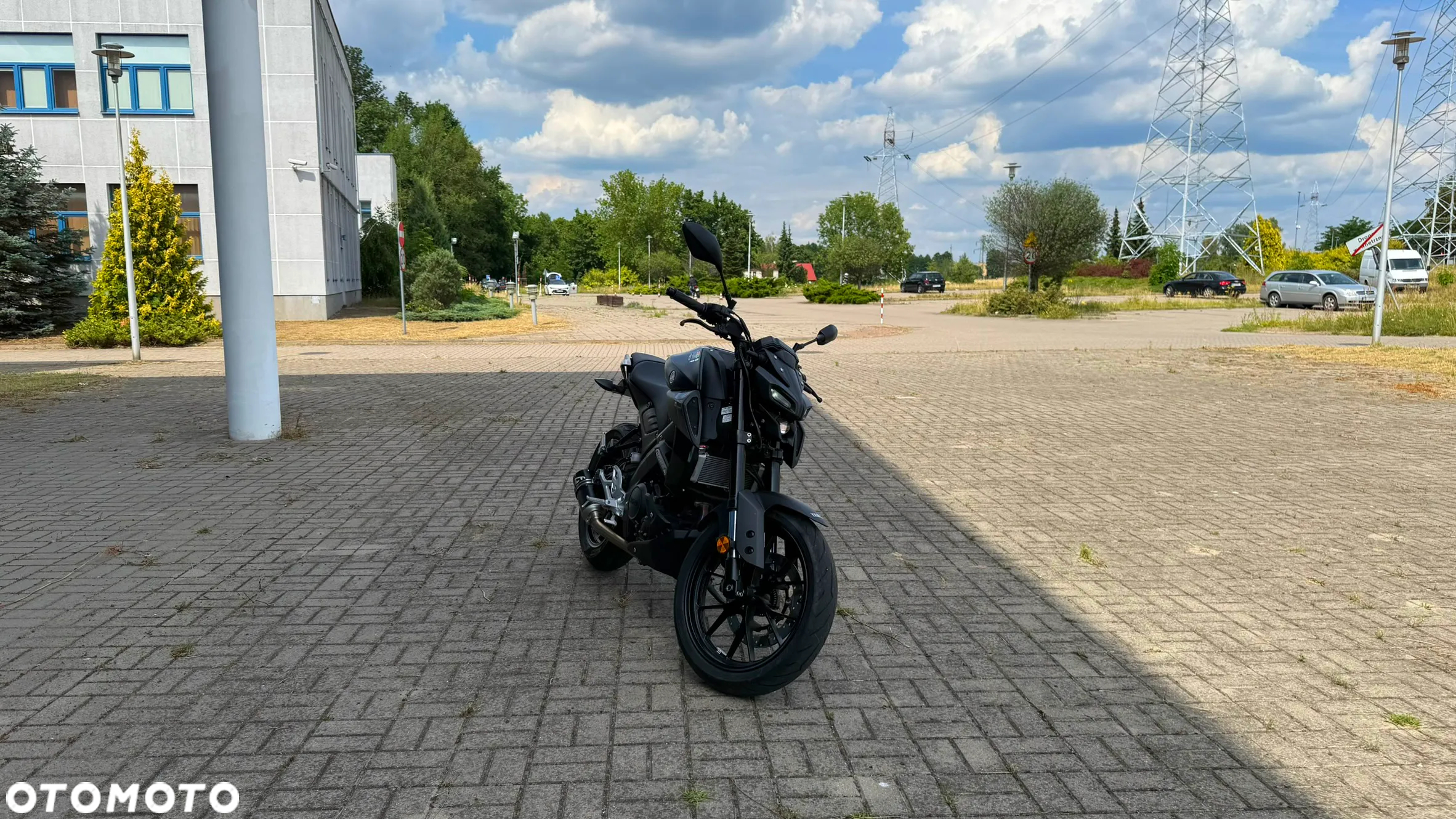 Yamaha MT - 2