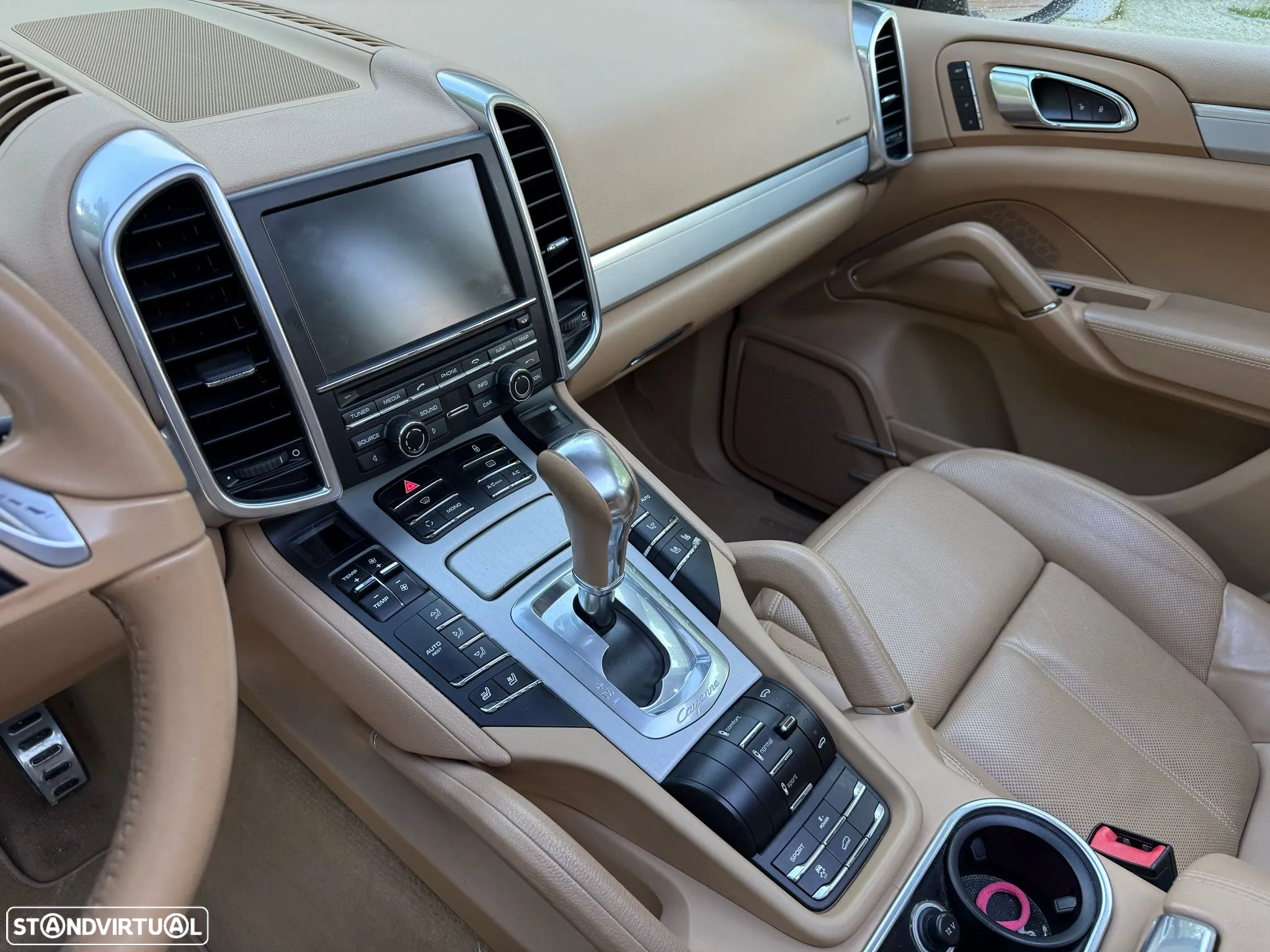 Porsche Cayenne S Hybrid - 10