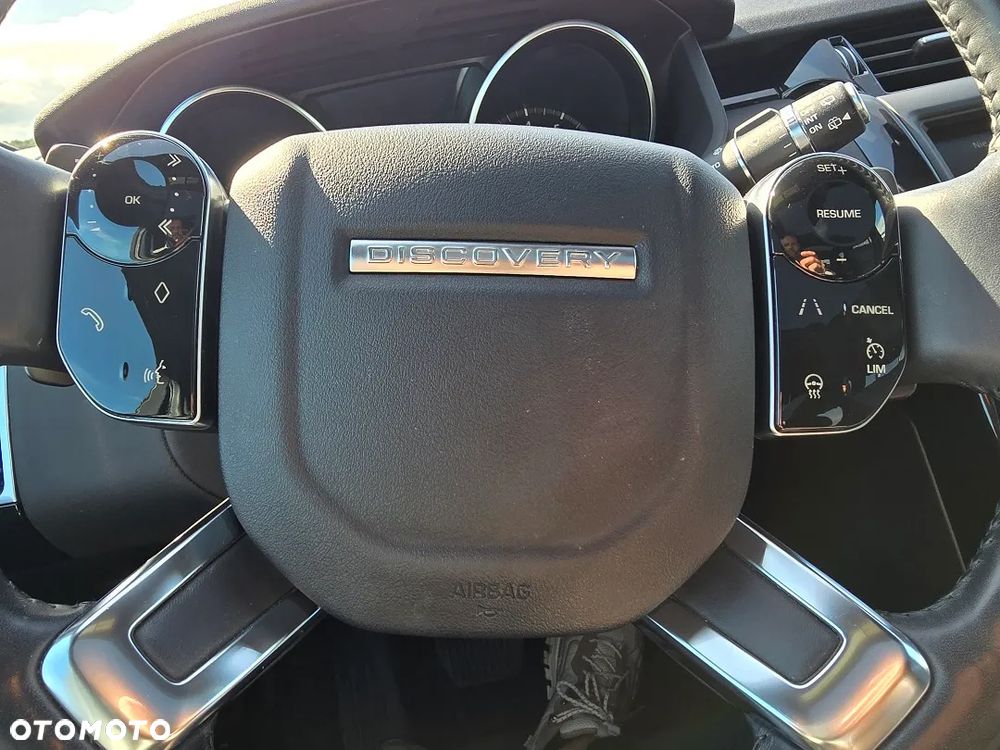 Land Rover Discovery 3.0 Si6 SE - 26