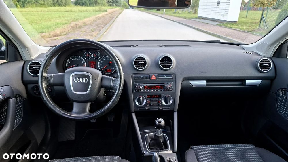 Audi A3 Sportback 1.6 Ambition - 34