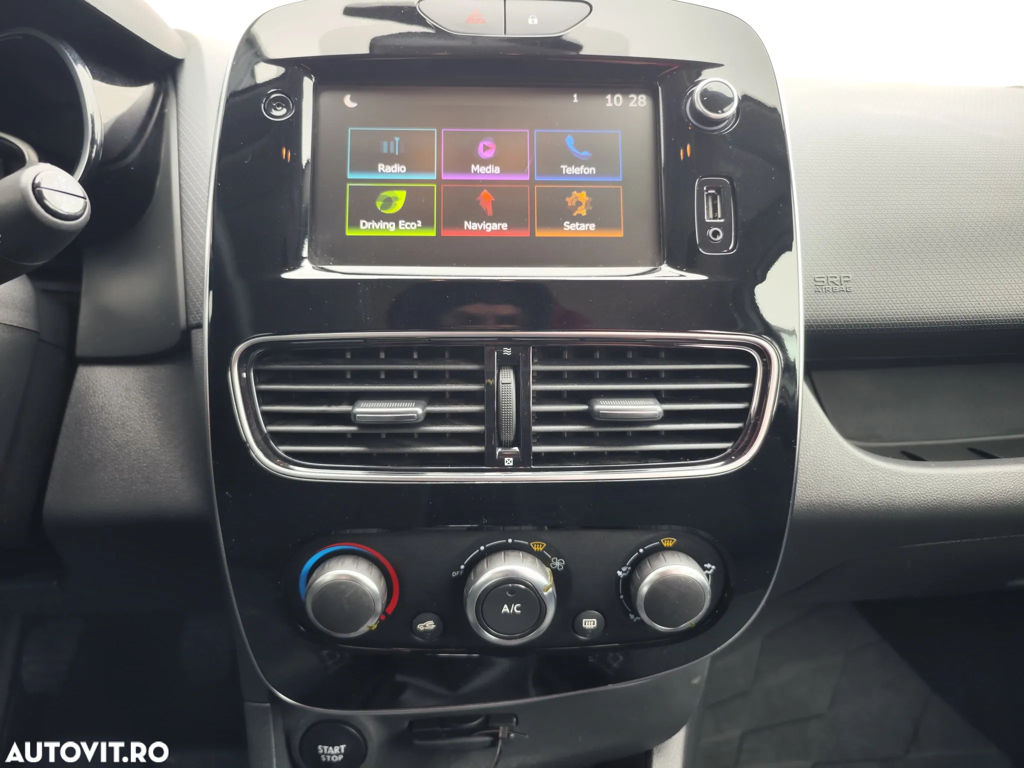 Renault Clio - 17