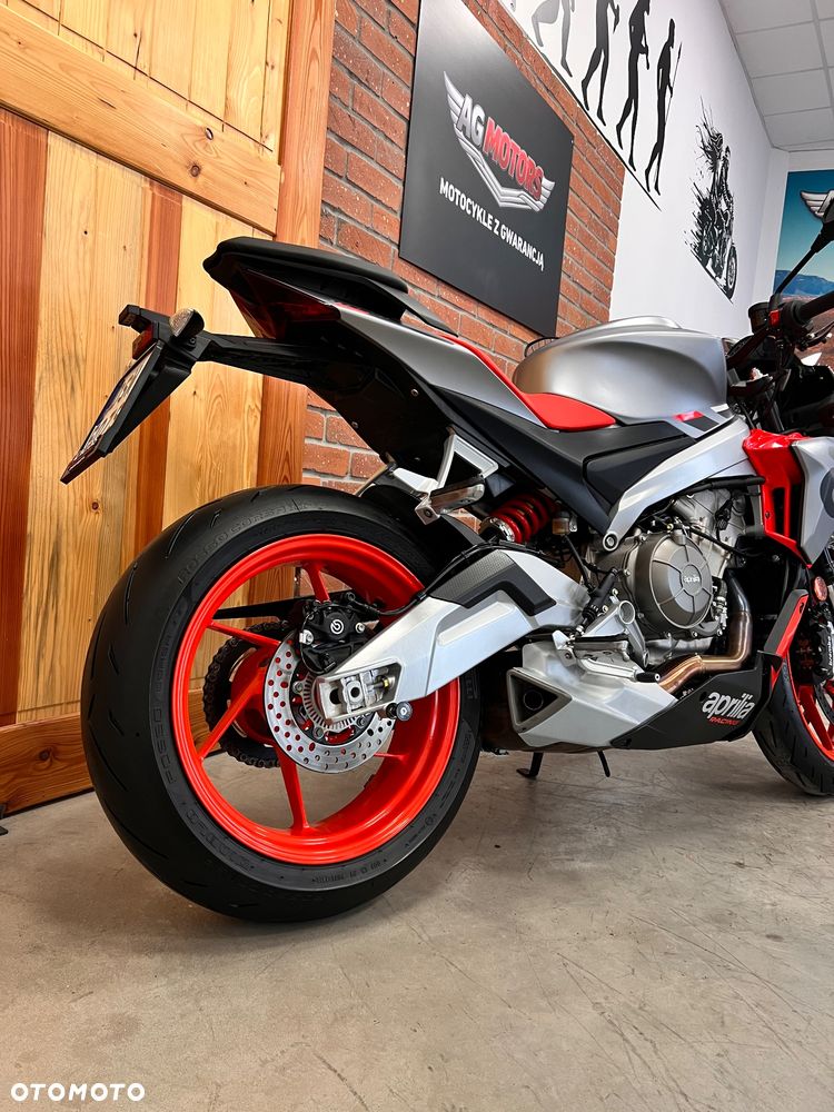 Aprilia Tuono - 9