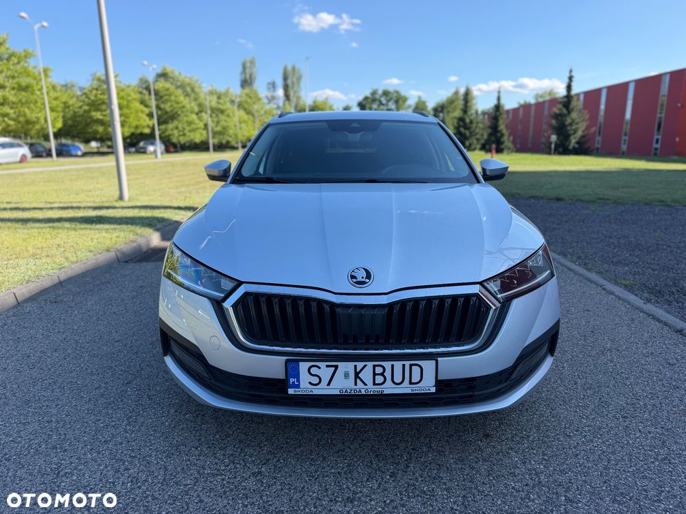 Skoda Octavia 2.0 TDI DSG Ambition - 2