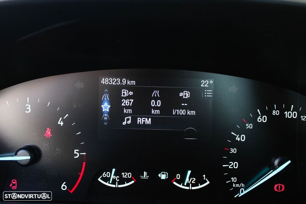 Ford Focus 1.5 TDCi EcoBlue Titanium - 30