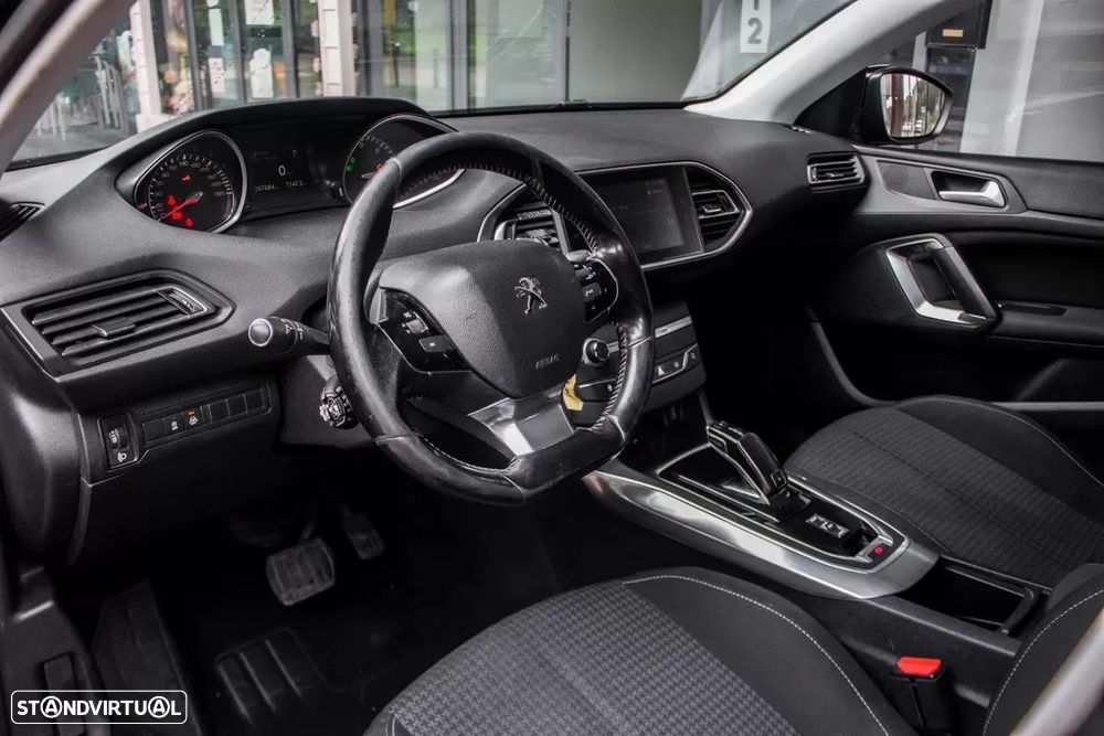 Peugeot 308 SW - 23