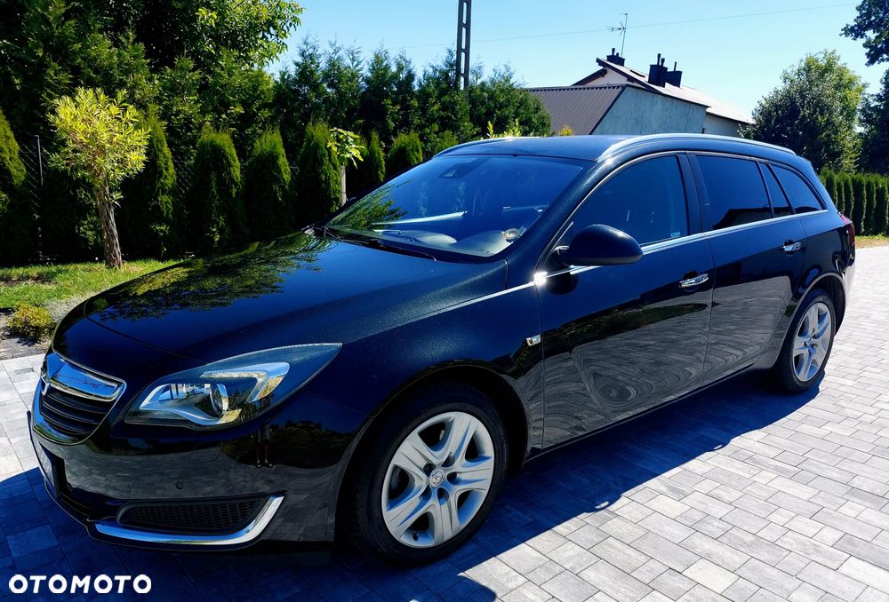 Opel Insignia - 1