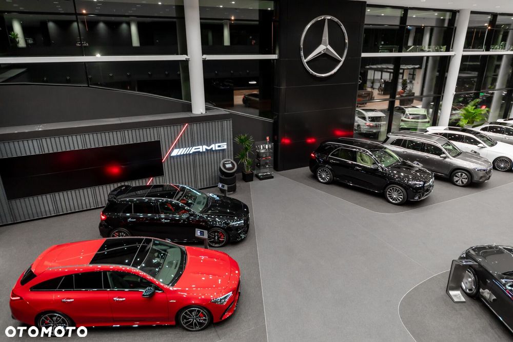 Mercedes-Benz GLA - 24