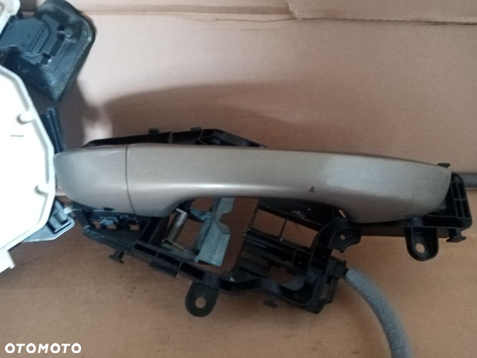 Zamek drzwi prawy przód przedni 7 PIN klamka VW Golf VII - 3