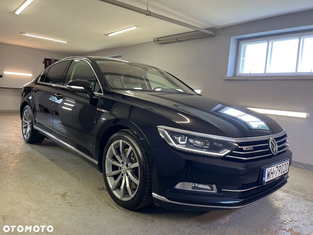 Volkswagen Passat 2.0 TSI 4Mot Highline DSG - 1
