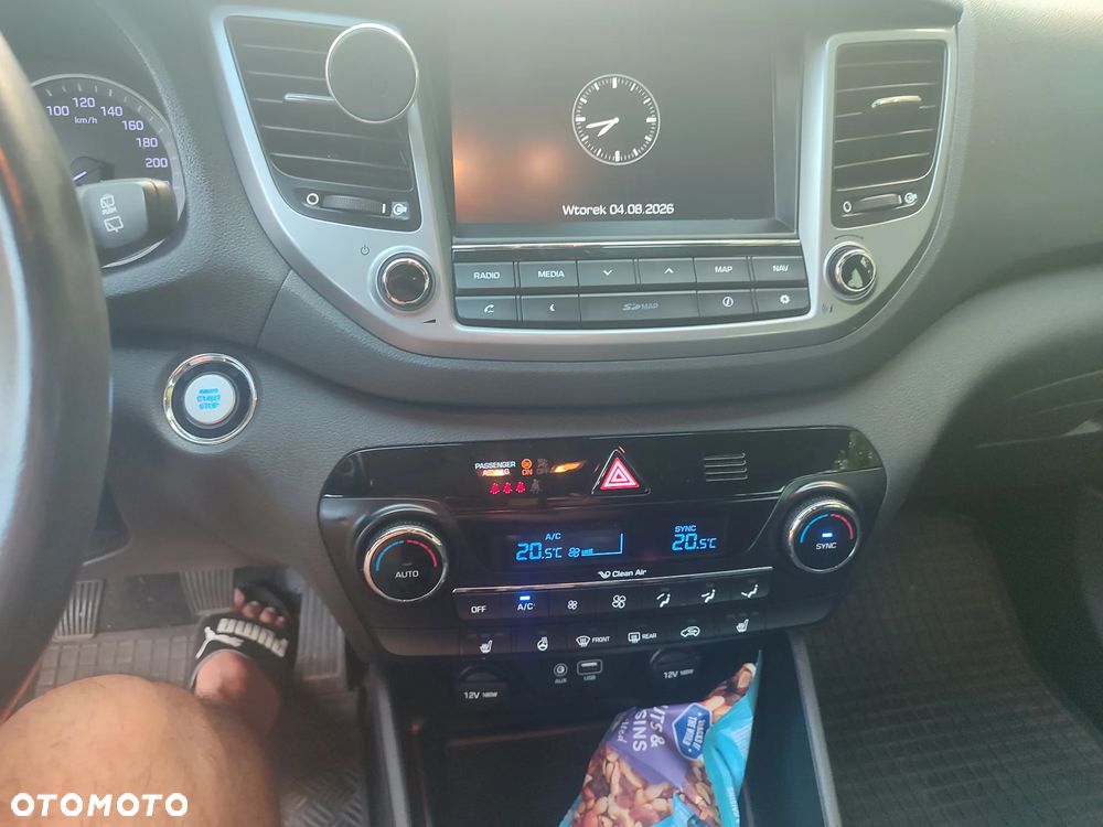 Hyundai Tucson 2.0 CRDI BlueDrive Style 2WD - 13