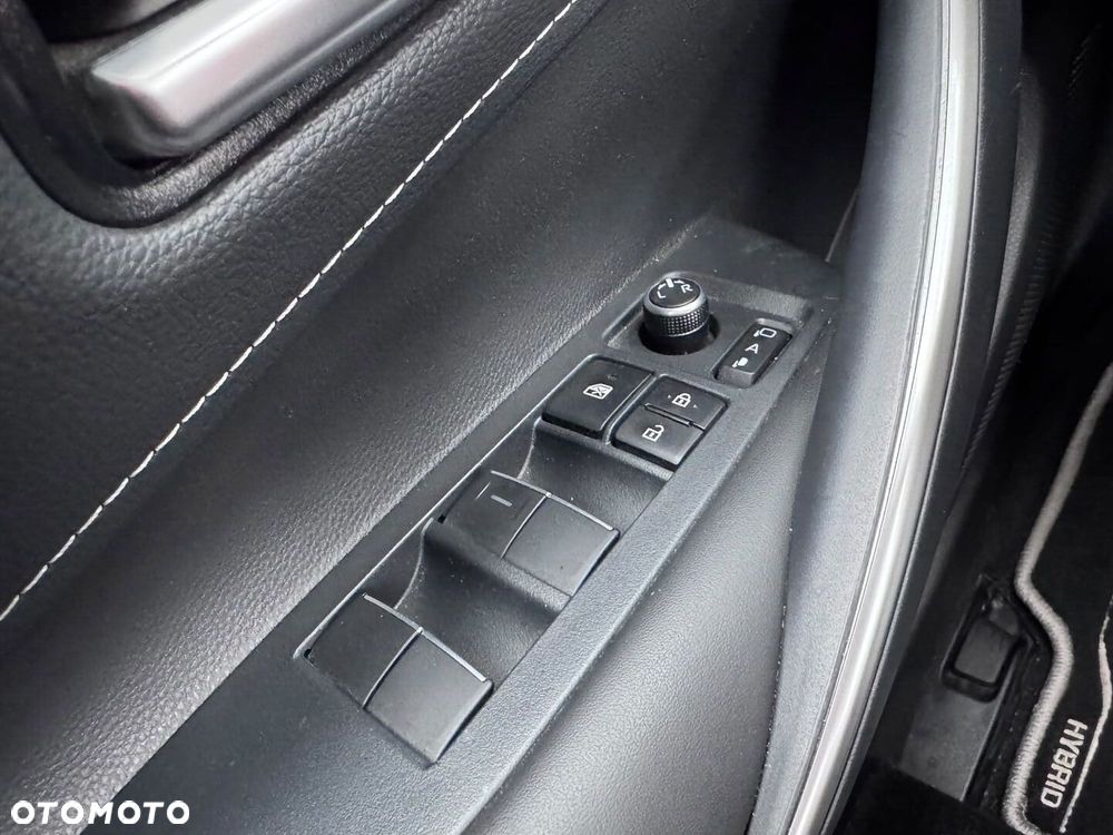 Toyota Corolla 1.8 Hybrid Style - 31