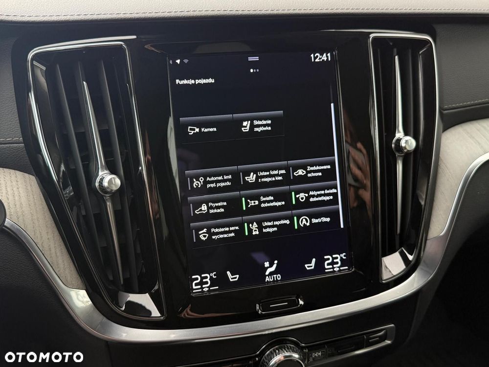 Volvo V60 Cross Country Pro B5 B AWD - 20