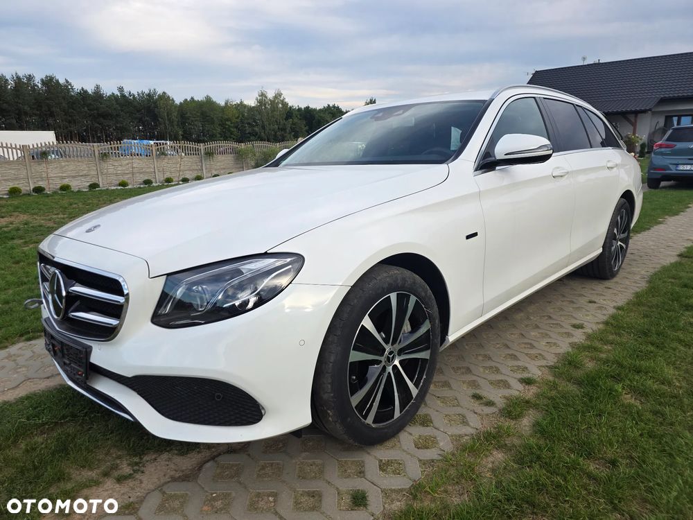 Mercedes-Benz Klasa E 300 de 9G-TRONIC Exclusive - 1