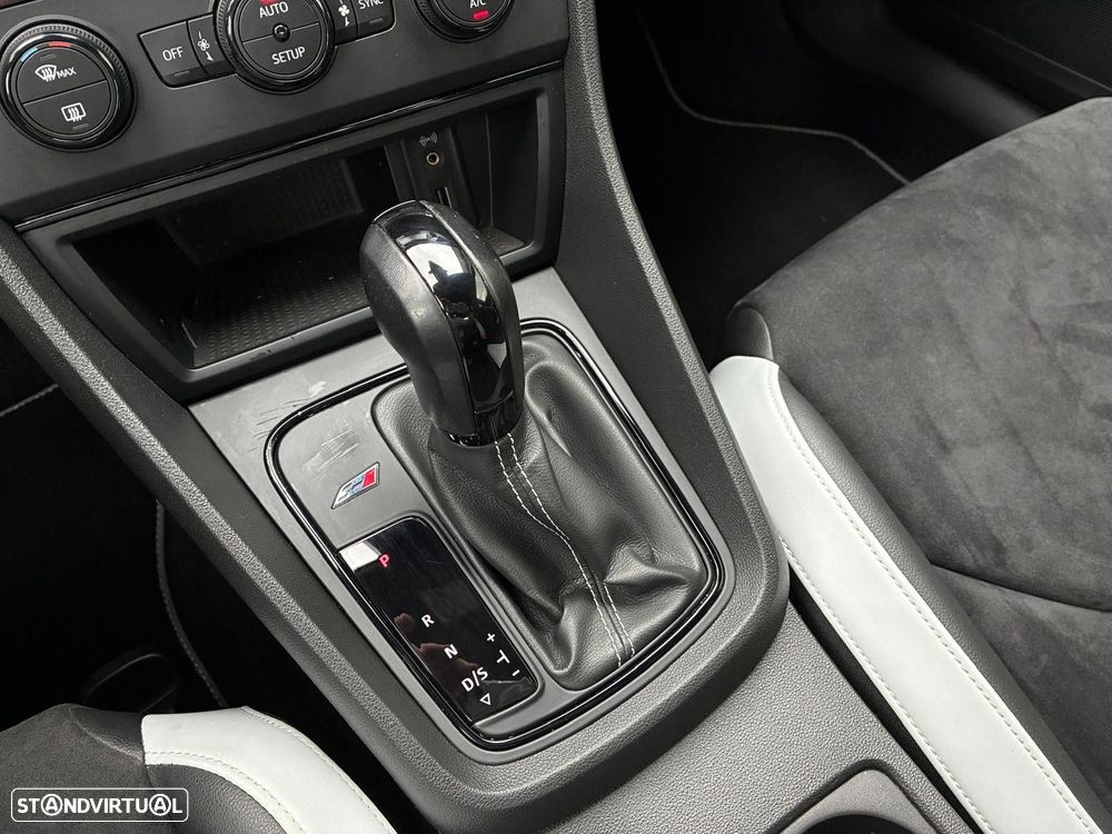 SEAT Leon 2.0 TSI Cupra DSG S/S - 26