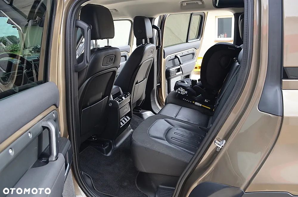 Land Rover Defender 2.0 D240 S - 20