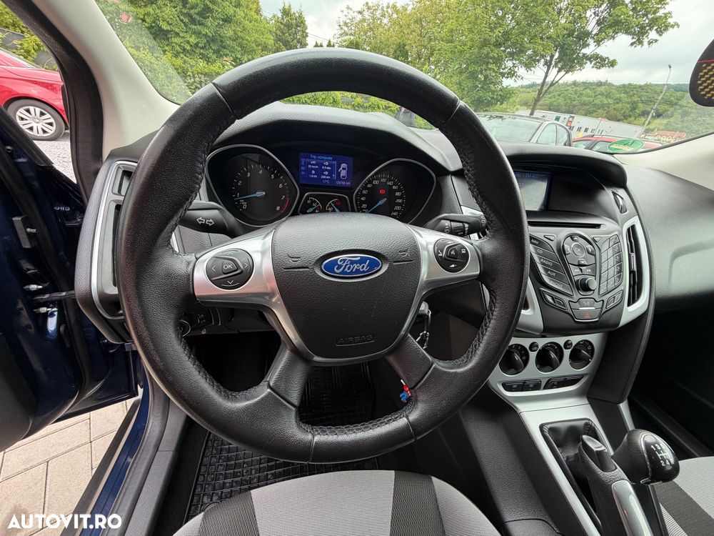 Ford Focus 1.0 EcoBoost Start-Stopp-System Champions Edition - 20