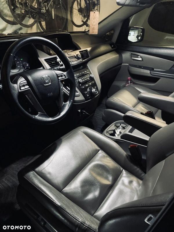 Honda Odyssey 3.5 LX - 5