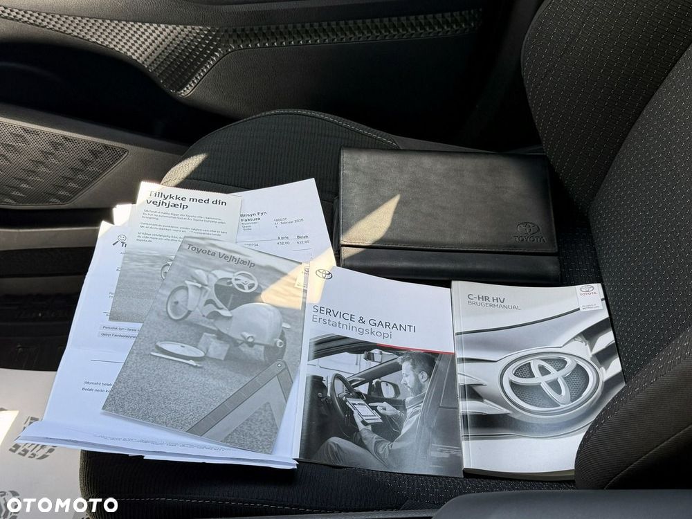 Toyota C-HR 1.8 Hybrid Premium - 12