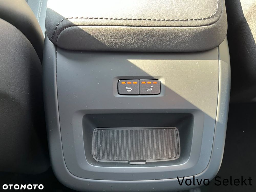 Volvo XC 60 - 30