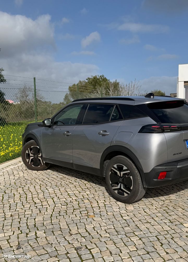 Peugeot 2008 1.2 PureTech Allure - 21
