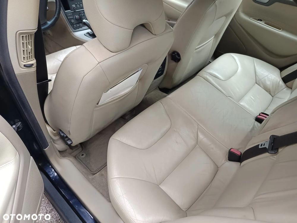 Volvo S60 2.0 T - 17