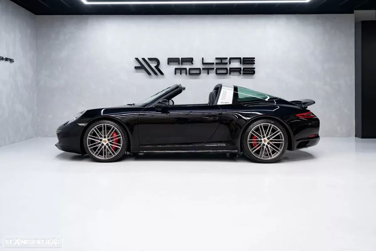 Porsche 911 (991) - 16