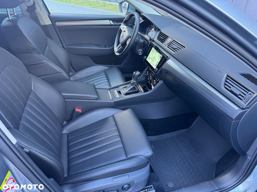 Skoda Superb 2.0 TDI DSG Premium Edition - 18
