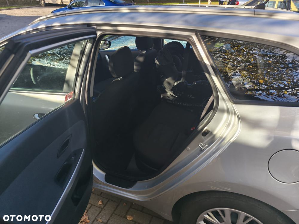 Kia Ceed 1.6 CRDi M - 6