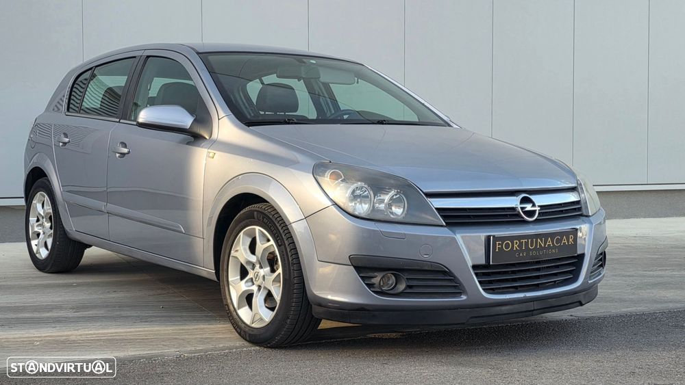 Opel Astra 1.3 CDTI Enjoy EcoFLEX - 3