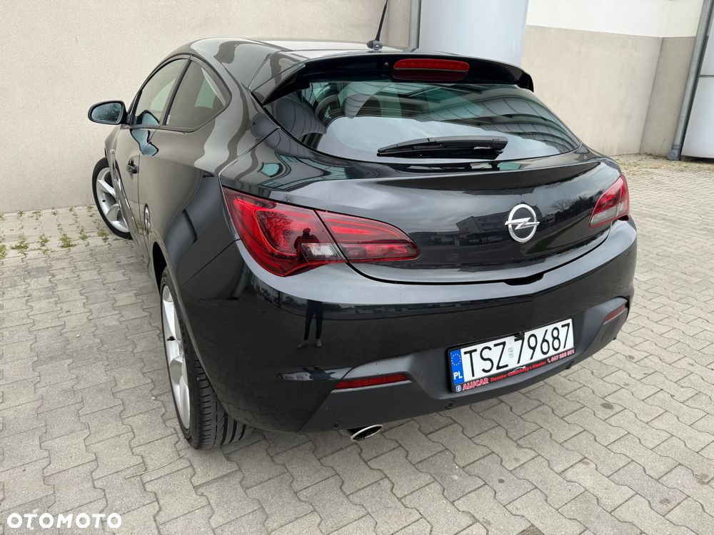 Opel Astra 1.4 Turbo - 11