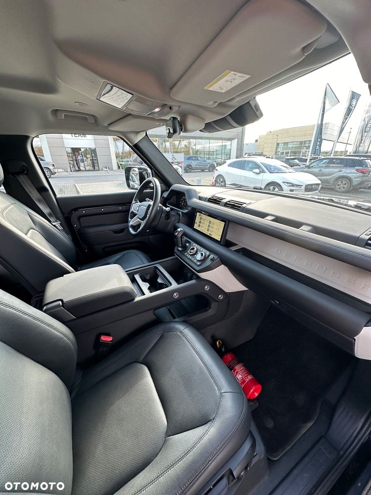 Land Rover Defender 3.0 D200 mHEV S - 9