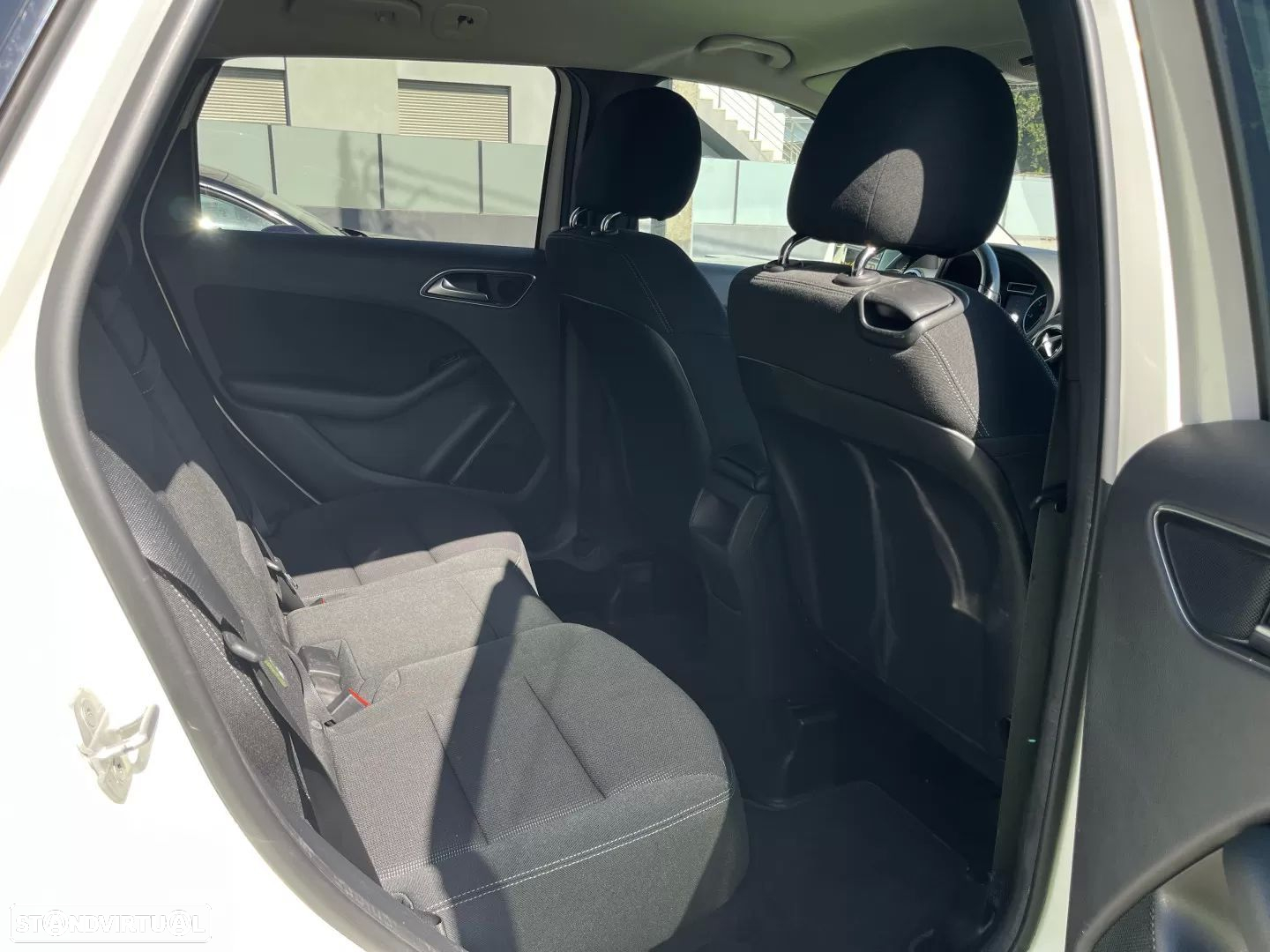Mercedes-Benz B 220 d 7G-DCT Edition - 41