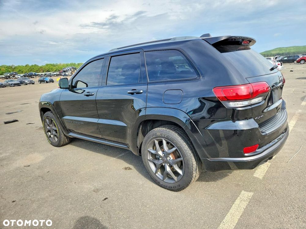 Jeep Grand Cherokee 5.7 V8 HEMI Summit - 3