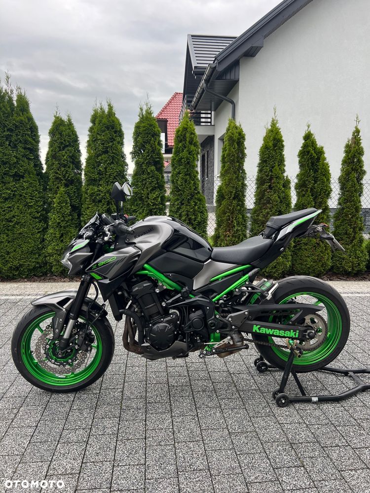 Kawasaki Z 900 - 29