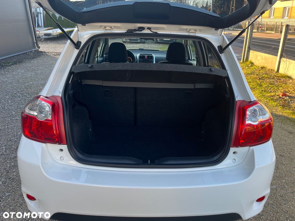 Toyota Auris 1.6 Valvematic Comfort - 15