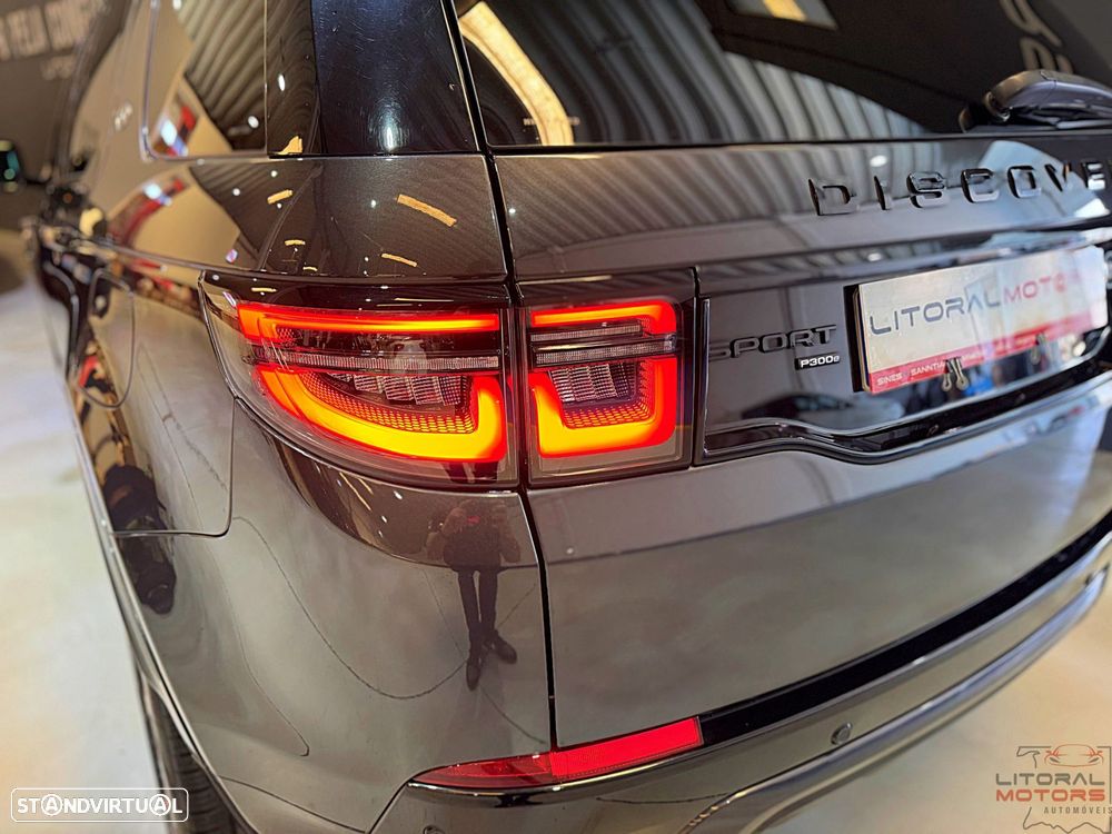 Land Rover Discovery Sport P300e R-Dynamic S - 9